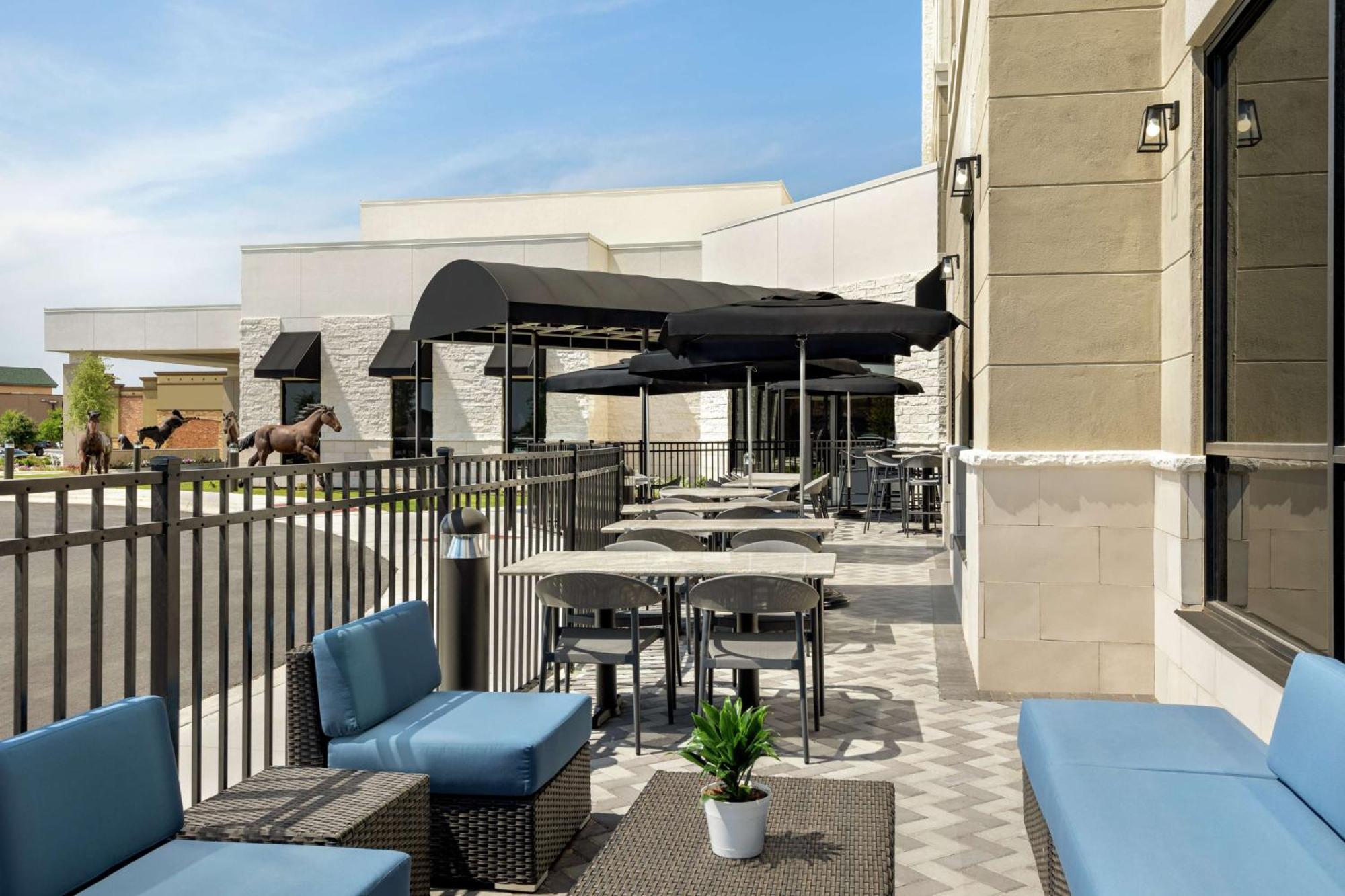 Embassy Suites By Hilton Round Rock Exterior foto